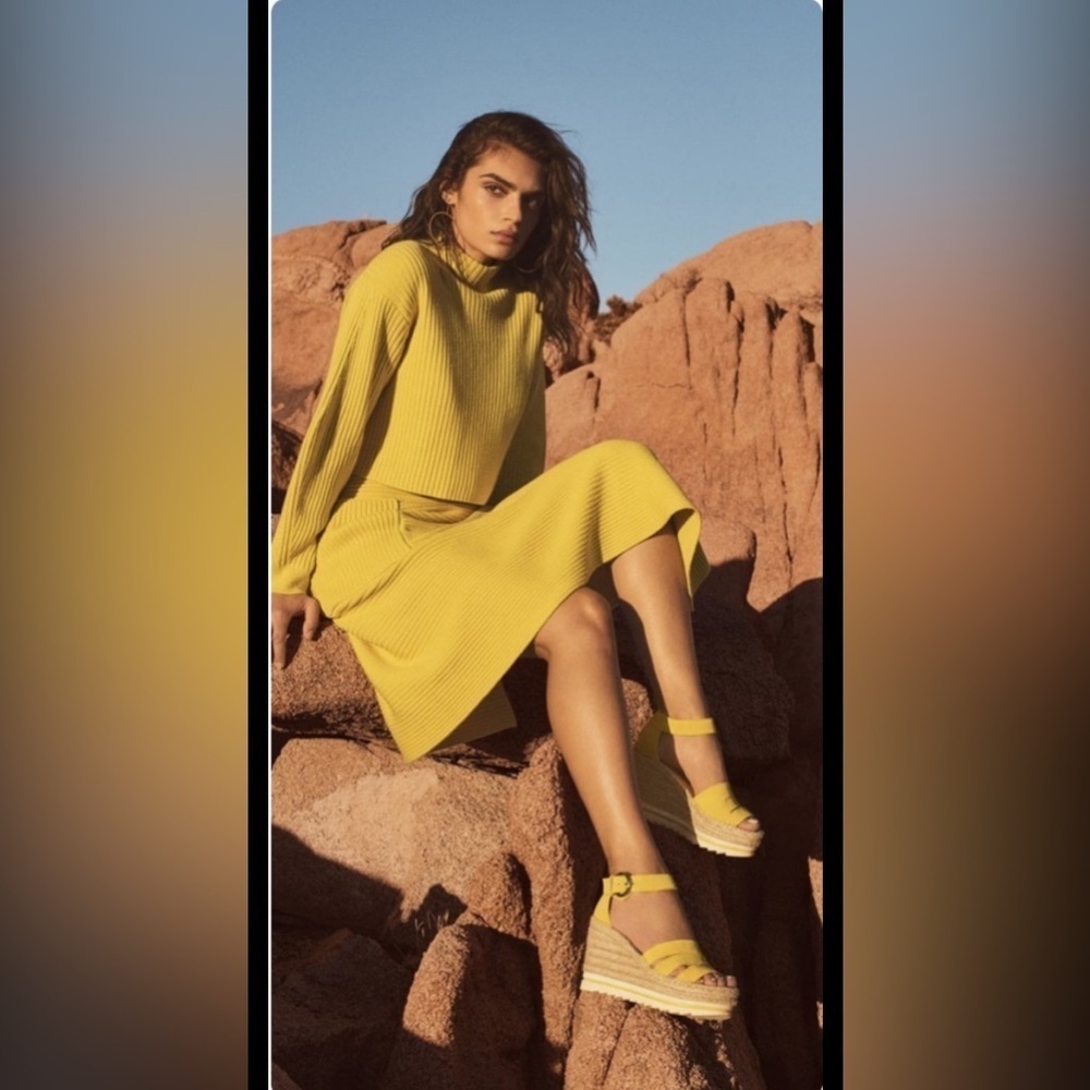 Marc Fisher Sammy Yellow Suede Espadrille Wedge Platform Sandel 9.5 NWOB - Picture 2 of 16